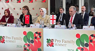 Bakan Göktaş, Macaristan'da düzenlenen 'Aile Odaklı Zirve'de konuştu