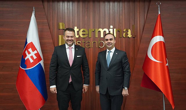 Bakan Kacır, Slovakya Yatırımlar, Bölgesel Kalkınma ve Bilişim Bakanı Migal ile görüştü