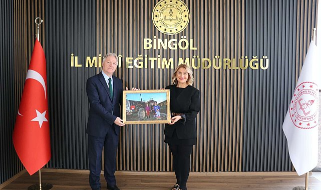 Bingöl'deki köy okullarında okuyan öğrencilerle dayanışma