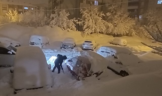 Bitlis'te eğitimi kar engeli