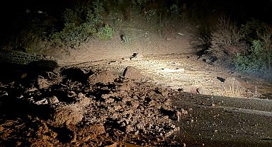 Bolu'da yağmur heyelana neden oldu, ilçe yolu ulaşıma kapandı