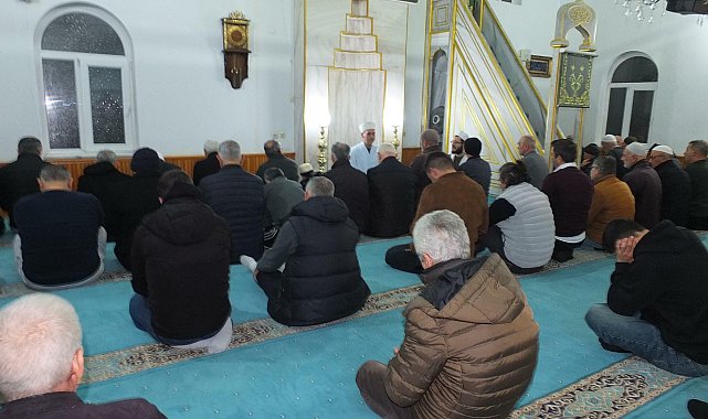 Burhaniye'de ezan 3 dakika erken okundu, çok sayıda kişi orucunu açtı