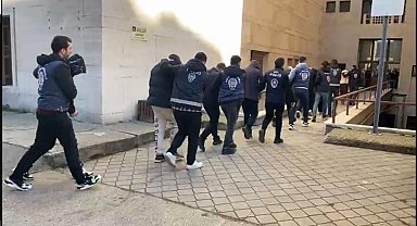 Bursa'da yasa dışı bahis operasyonu; 4 tutuklama