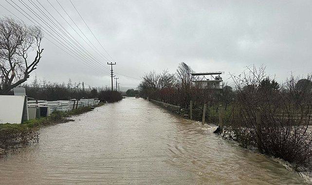 Çanakkale'de sağanak hayatı olumsuz etkiledi