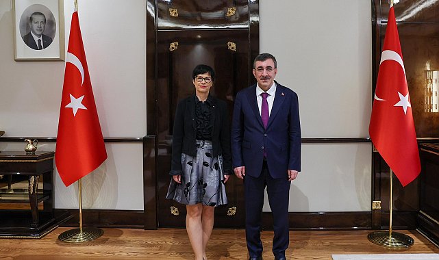 Cevdet Yılmaz, AB Komisyonu Üyesi Kos ile görüştü
