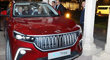 Cumhurbaşkanı Erdoğan, Sisi'ye Togg hediye etti