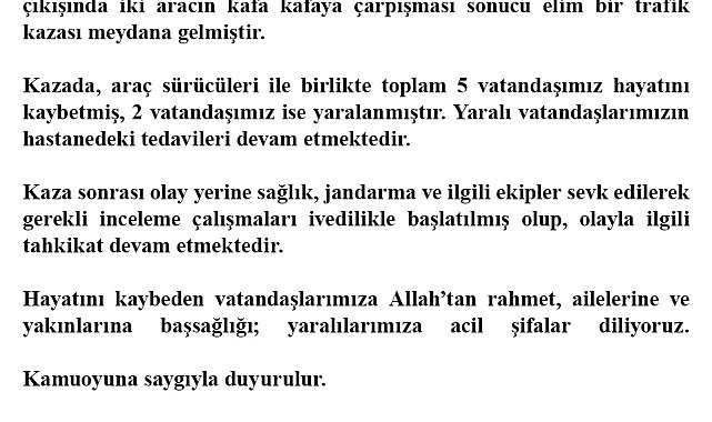 Diyarbakır'da otomobil ile hafif ticari araç kafa kafaya çarpıştı: 5 ölü, 2 yaralı