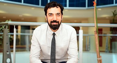 Doç. Dr. Ayhan Erbay'dan sanal medyada 15 yaş sınırı çalışmasına yönelik değerlendirme