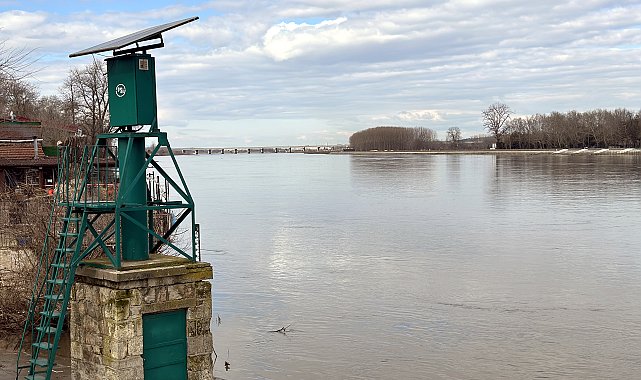 Edirne'de nehirlerin debileri düşüyor
