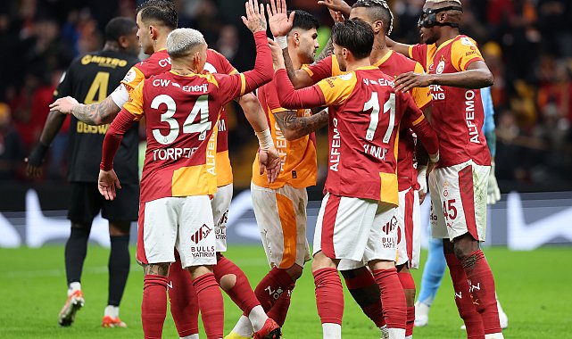 Galatasaray yenilmezlik serisini sürdürdü