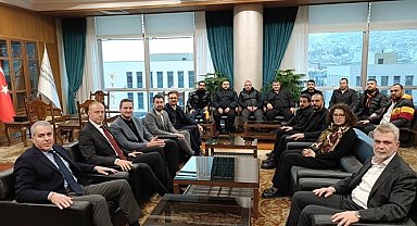 Galatasaraylı yöneticiler deprem bölgesini ziyaret etti