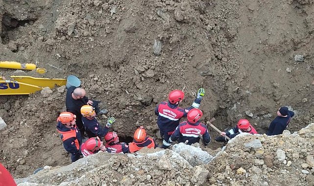 Göçük altında kalan operatör kurtarıldı