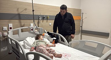 Gürültü tartışmasında komşusu tarafından, kucağındaki 14 aylık bebeğiyle darbedildi