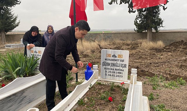 Hatay'da depremde ölen polis memuru, eşi ve çocukları dualarla anıldı