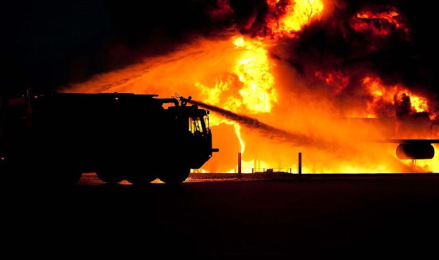 Irak'ta petrol rafinerisinde yangın: 1 ölü, 13 yaralı