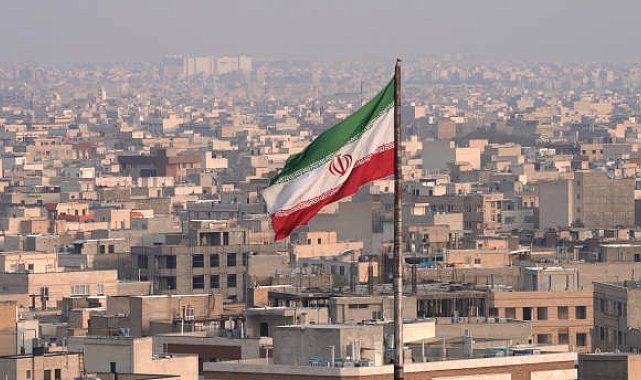 İran, AB üyesi ülkelerin hava ve deniz kuvvetlerini terörist ilan etti