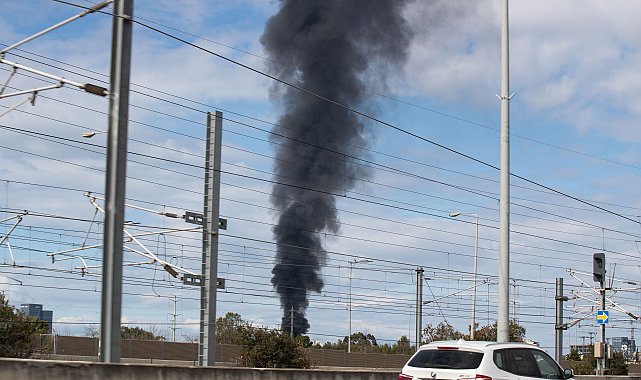 İran, İsrail'e misilleme saldırısı başlattı