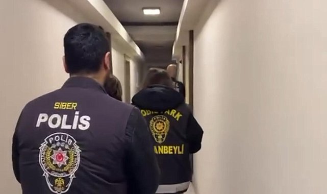 İstanbul - 'OnlyFans' platformunda müstehcen içerik paylaşanlara operasyon: 16 gözaltı Görüntü eklendi