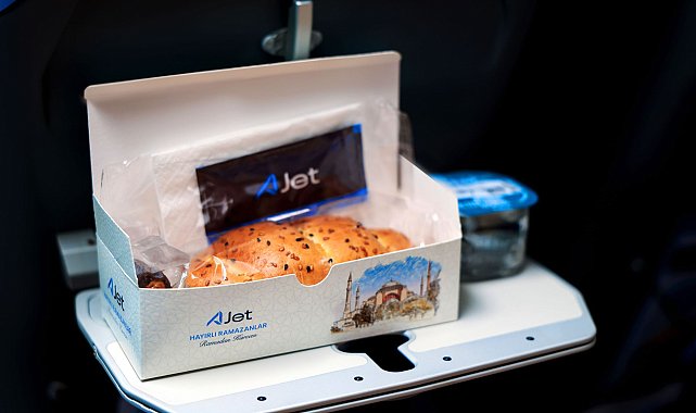 İstanbul - AJet uçuşlarda iftar ve sahur yemeği ikramı gerçekleştirecek