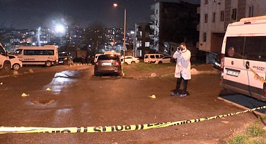 İstanbul - Bahçelievler'de uyuşturucu operasyonunda şüpheliler ateş açtı: 2 jandarma yaralandı -1
