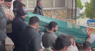 İstanbul - Çatalca'da eşi tarafından öldürülen Gülten, son yolculuğuna uğurlandı -1