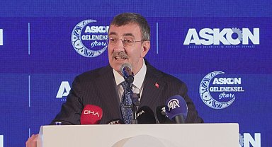 İstanbul - Cevdet Yılmaz: Liderlik fırtınalı dönemlerde daha önemlidir