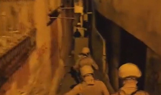 İstanbul- İstanbul merkezli 5 ilde suç örgütü operasyonu: 32 gözaltı Görüntü eklendi