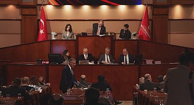 İstanbul - İstanbul'da toplu taşımaya yüzde 20 zam teklifi İBB Meclisi'nde kabul edildi Görüntü eklendi