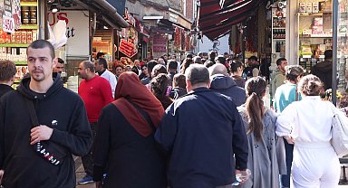 İstanbul - Mısır Çarşısı'nda Ramazan öncesi alışveriş yoğunluğu