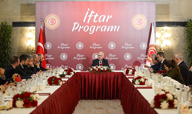 İstanbul - TBMM Başkanı Kurtulmuş, medya kuruluşlarının genel yayın yönetmenleriyle iftar programında bir araya geldi
