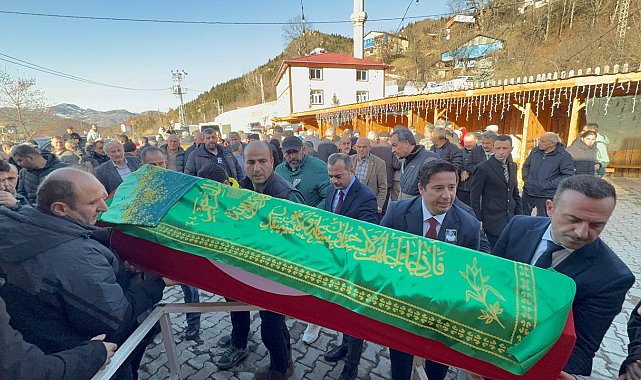 Kansere yenik düşen eski futbolcu, son yolculuğuna uğurlandı