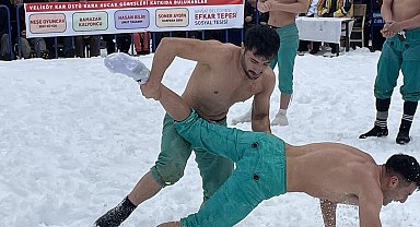 Kar üstünde Karakucak Güreşi heyecanı başladı