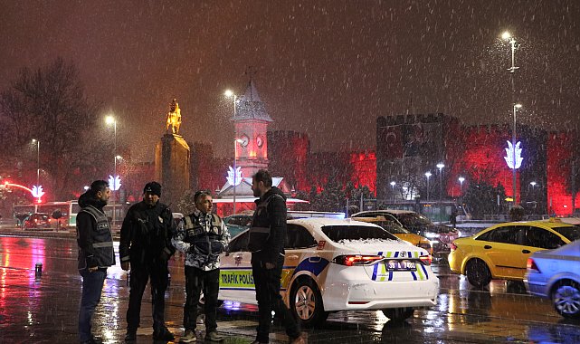 Kayseri'de kar yağışı