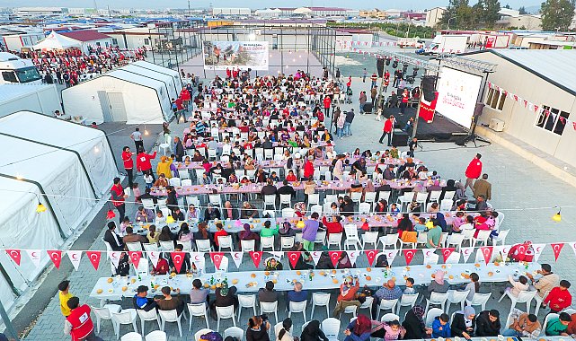 Kızılay deprem bölgesi desteklerini şubeler eliyle sürdürecek