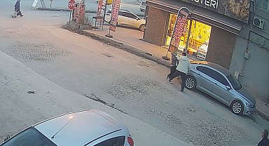 Malatya'da birlikte yaşadığı kadını sokak ortasında silahla tehdit etti; o analar kamerada