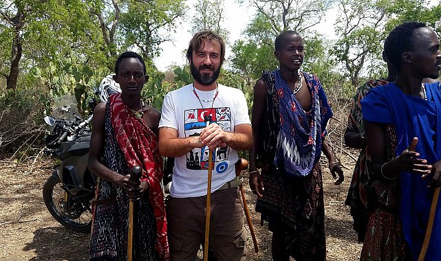 Masai yerlilerine harmandalı zeybeği öğreten gezginin yeni rotası Orhun Yazıtları
