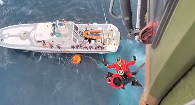 MSB, İzmir açıklarında batan göçmen botundaki 2 kişinin kurtarıldığını duyurdu