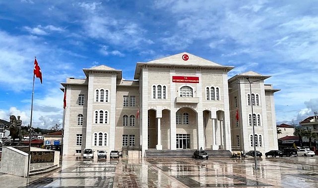 Muğla'da rüşvet soruşturması: Kaymakamın koruma polisi ve şoförü gözaltında