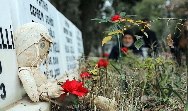 Oğlu, hamile gelini ve 2 torununu kaybeden baba: Mezarlık evimiz oldu