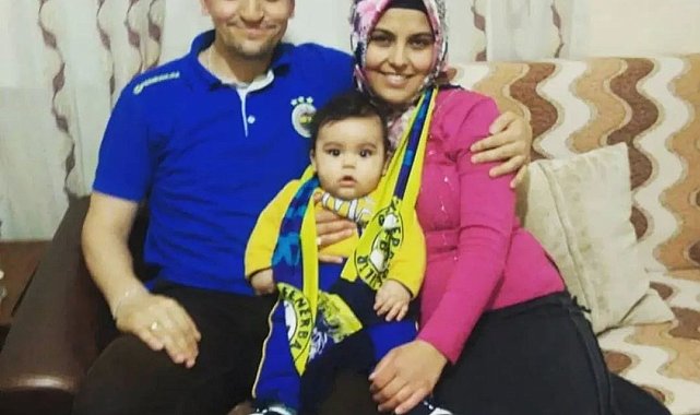 Otomobil bariyerlere çarptı: Baba ve anne öldü, kızları yaralandı