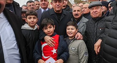 Özgür Özel: Deprem zamanı 21 yıllık bir iktidar vardı