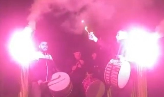 Ramazan davulcularından marşlı, meşaleli ilk sahur mesaisi