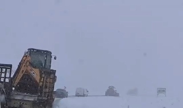 Siirt'te kar yağışı; 117 köy yolu ulaşıma kapandı