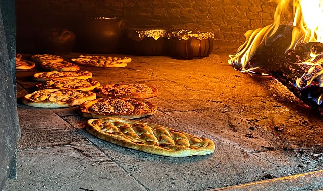 Siirt'te ramazanda fırınlarda tepsi ve güveç yoğunluğu