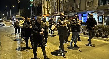 Tekirdağlılar bando takımı ile sahura kalktı