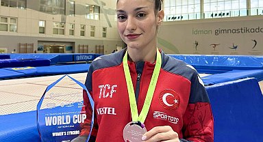 Trampolin cimnastikte İzmir'e iki madalya