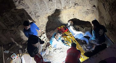 Tuvalet ihtiyacını gidermek amacıyla girdiği inşaattan düşüp, yaralandı