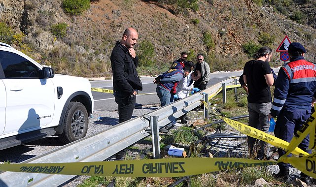 Yol kenarında cesedi bulunan kadının eşi tutuklandı