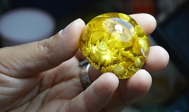 'Sofi Usta', camileri tespih tanelerine işliyor