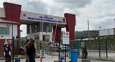 7 kişinin öldüğü kozmetik fabrikası yangınında ara karar; 8 tutuklu sanıktan birine tahliye